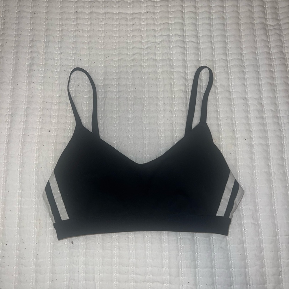 adidas Black Sports Bra with Adjustable Straps and Side Accents